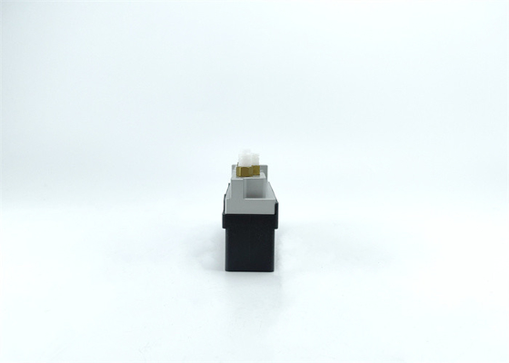 A2203200258 Blocco di valvola solenoide a sospensione ad aria per Mercedes Benz W220