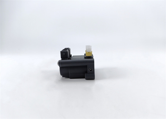 Solenoide di sospensione pneumatica per BMW X5 E65 E66 2000-2005 37206789937