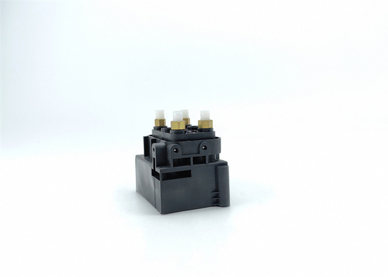 C2D26814 Blocco di valvola solenoide a sospensione d'aria per la serie Jaguar XJ